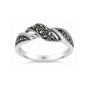 Marcasite Three-Leaf Twist Ring in 925 sterling silver – main view