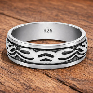 Tribal Spinner Ring in 925 sterling silver – side view