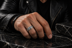 Twist Rope Band Ring in 925 sterling silver – angle view