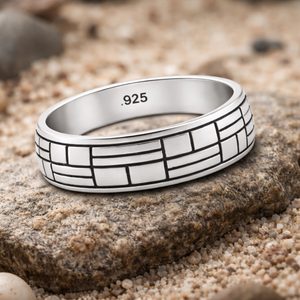 Brick Pattern Band Ring in 925 sterling silver – additional view