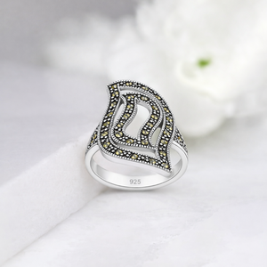 Elysian Leaf Marcasite Ring in 925 sterling silver – side view