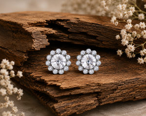 Étoile Halo Crystal Stud Earrings in 925 sterling silver – additional view