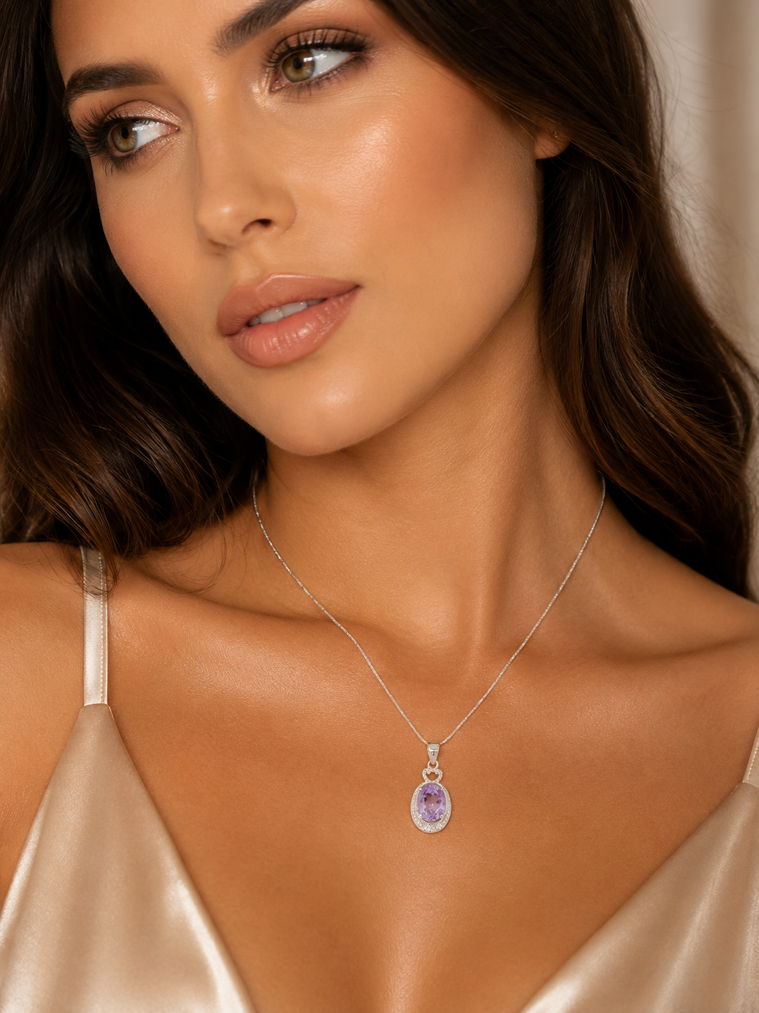 Heart Halo Oval Pendant