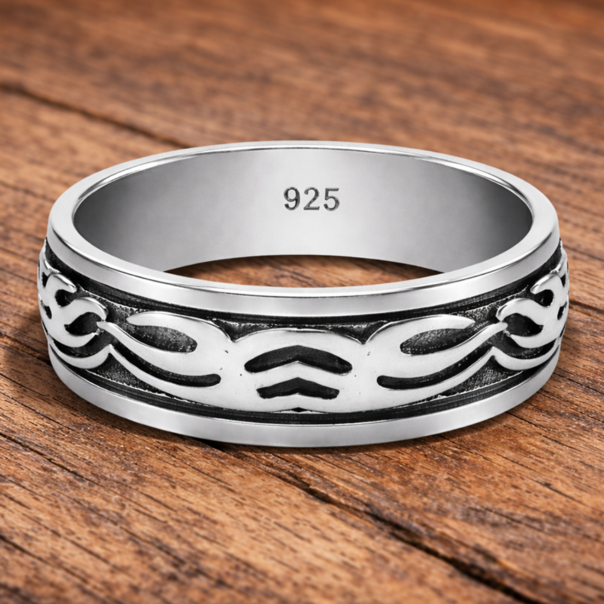 Tribal Spinner Ring in 925 sterling silver – side view
