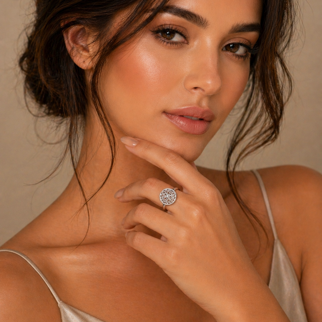 Round Floral Filigree Ring