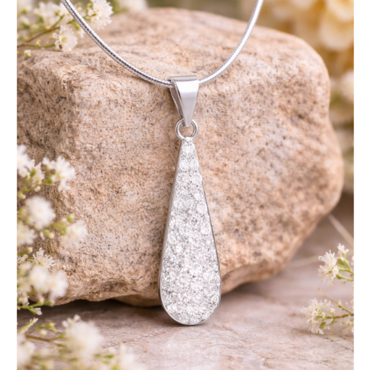 Teardrop Pendant in 925 sterling silver – additional view